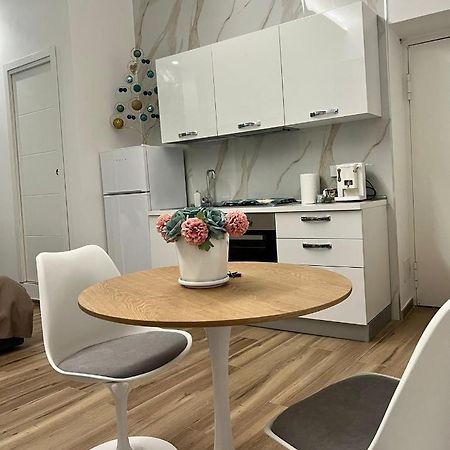 Guest House Napul'E Napoli Dış mekan fotoğraf