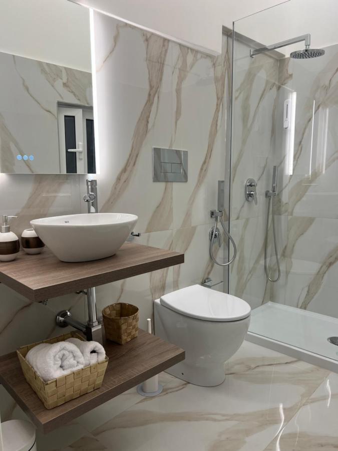 Guest House Napul'E Napoli Dış mekan fotoğraf